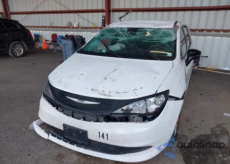 2025 Chrysler Voyager Lx из США, поврежденный, VIN 02C4RC1CG6SR57716